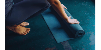 55 Things We All Wish We Knew Before Our First Yoga Class