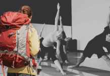 15 Unfiltered Thoughts Any Backpacker Has in Yoga Class