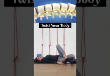 Lower back pain 💯 Relief #yoga #backpain #twist #flexibility #yogainsipiration #slipdisc #painrelief