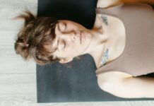 4 Stretches to De-Stress and Feel Your Best