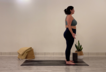 Morning Yoga to Clear Your Mental Clutter