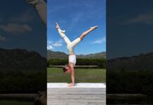 Flexibility Easy Stretch Yoga Flow #gostretchyourself #shorts