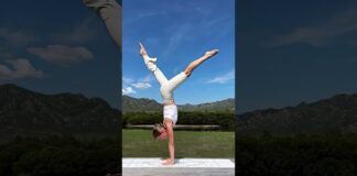 Flexibility Easy Stretch Yoga Flow #gostretchyourself #shorts