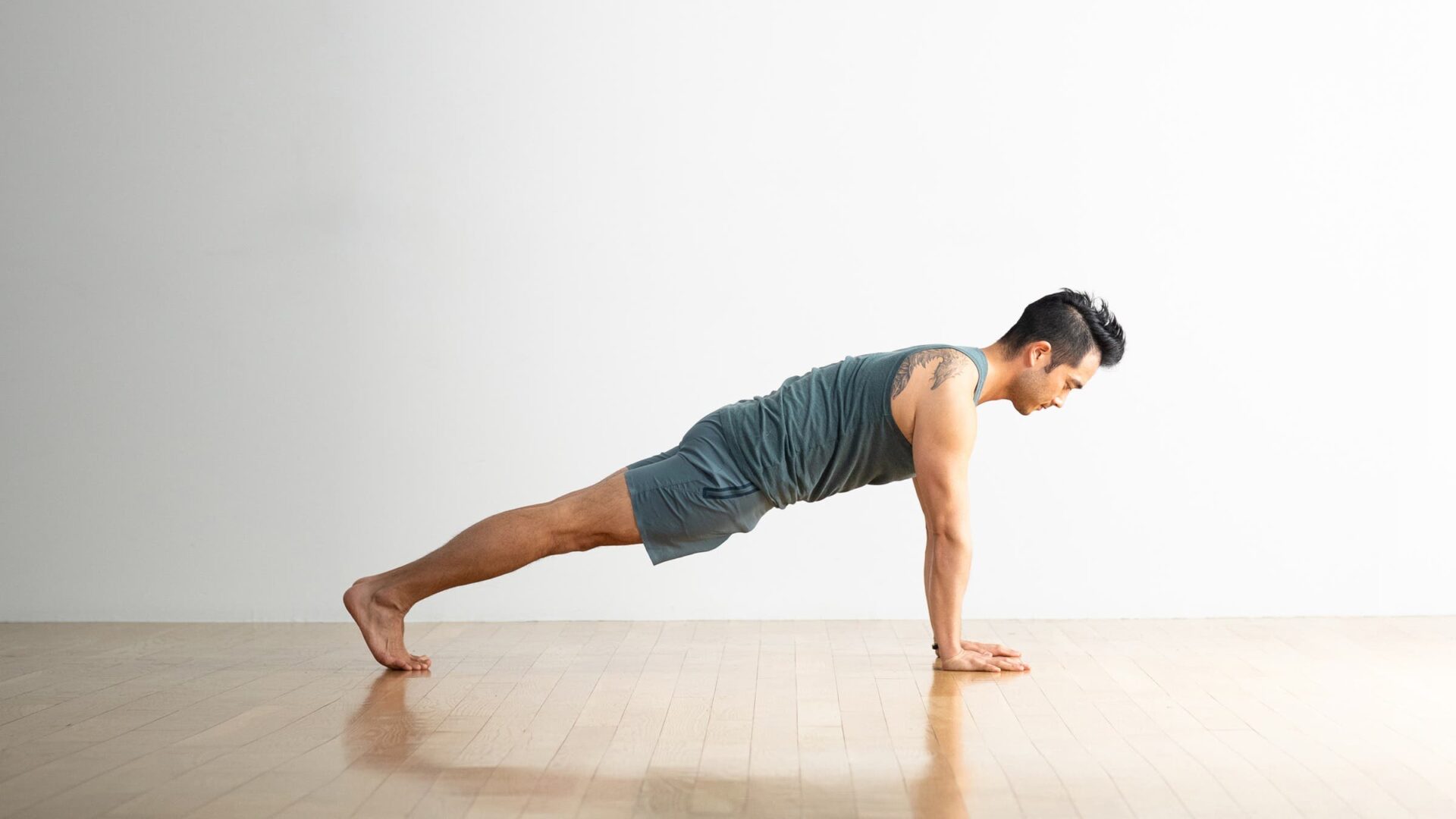 7 Arm-Strengthening Exercises You Can Do in 10 Minutes | Yoganomy