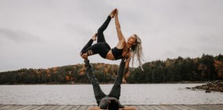 Couples Yoga Is All About Balance—Both On and Off the Mat