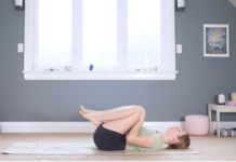 10-Minute Morning Yoga to Release That Nagging Tightness in Your Back