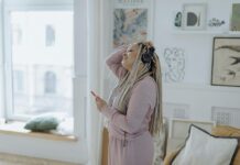 Emotionally Overwhelmed? This Advice Can Help You Navigate It.