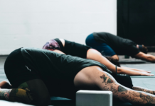 Practicing Yoga in Spanish Changed Everything for Me. Here’s How.