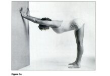 Tight Shoulders? Here’s How to Stretch and Strengthen.