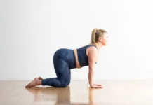 10 Best Yoga Poses for Back Pain (That You Can Do In 10 Minutes)