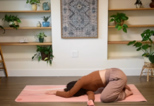 15-Minute Relaxing Yoga for Tight Shoulders