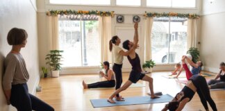 Many Teachers, One Thread: Why Multiple Yoga Teachers Deepen Study, Not Confuse It