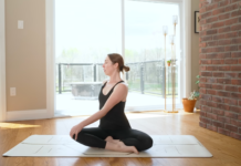 10-Minute Morning Yoga to Wake You Up (Faster Than Coffee)