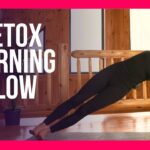 10 min Morning Yoga Flow To DETOX & DESTRESS – Day #13 (DESTRESS YOGA)