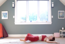 20-Minute Yoga Routine to Stretch Your Upper Back and Shoulders