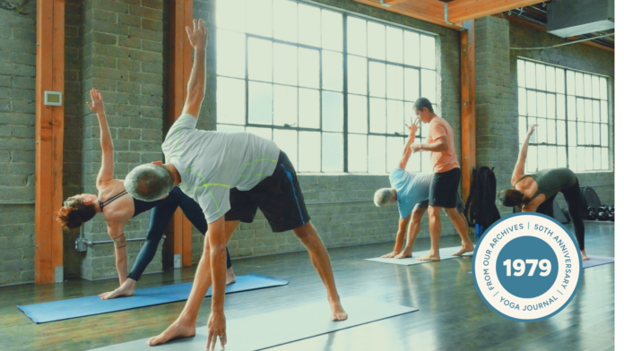 parivrtta-trikonasana-revolved-triangle-pose_getty.png