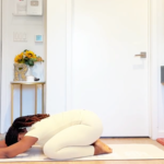 5-Minute Morning Yoga Flow to Wake Up With Less Stress