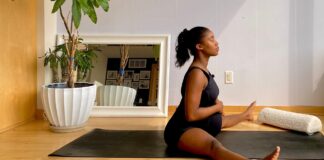 8 minutes full body prenatal yoga stretch | 1st, 2nd, 3rd trimester |