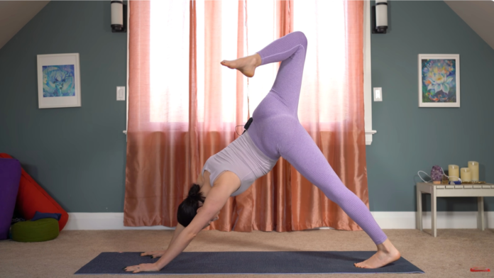 5-minute-yoga-8_yoga-with-kassandra.png