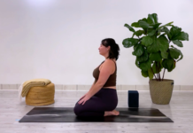 8-Minute Yoga Practice to Stand Up Straighter