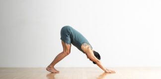 5 Oblique-Strengthening Exercises You Can Do At Home (No Equipment Required)