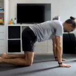 8-Minute Yoga to Relieve Tension in Your Hips